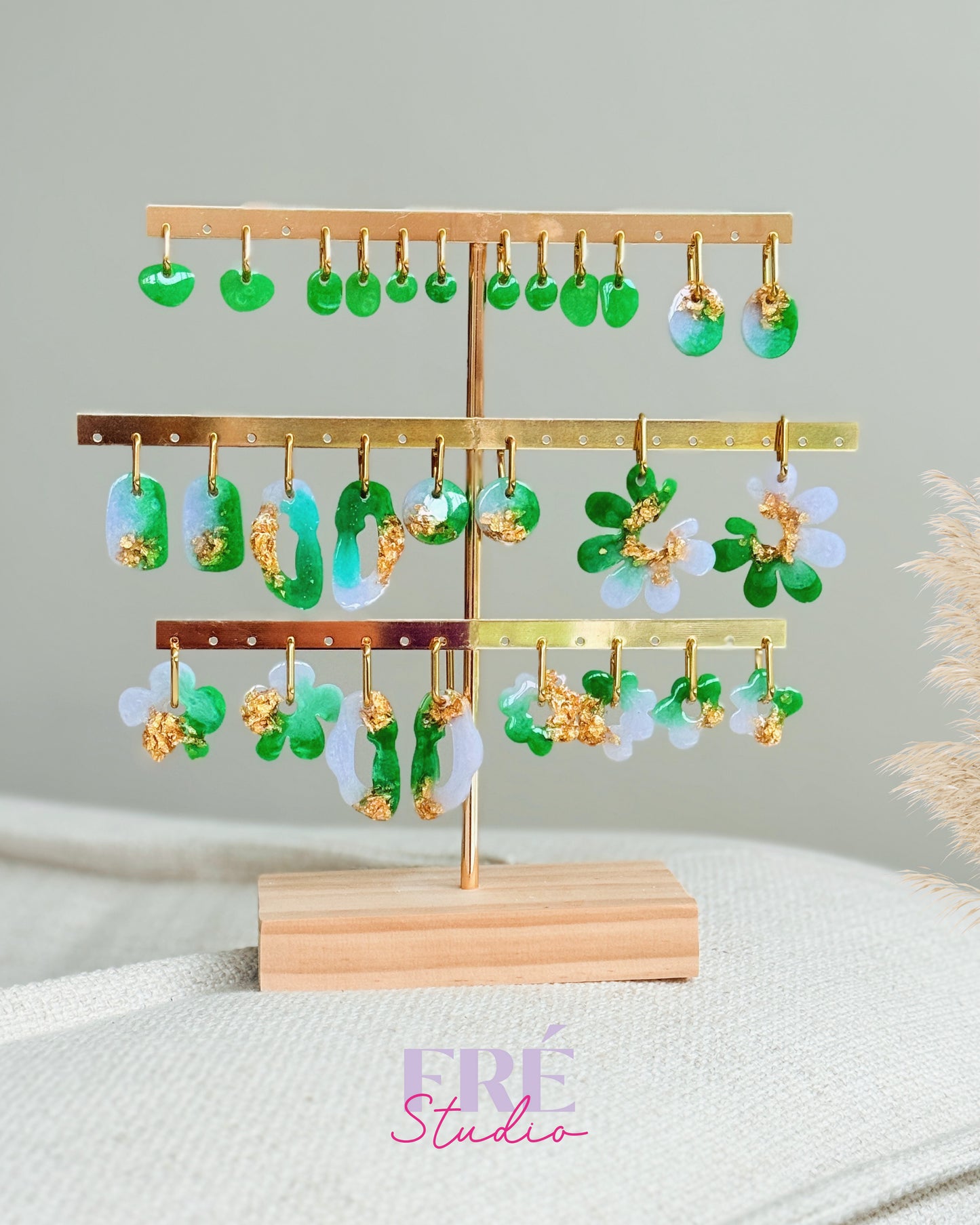 Dottie | Small Green Oval Horizon